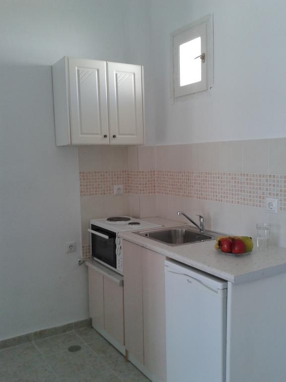 Chrisanthi Studios Agios Prokopios  Habitación foto